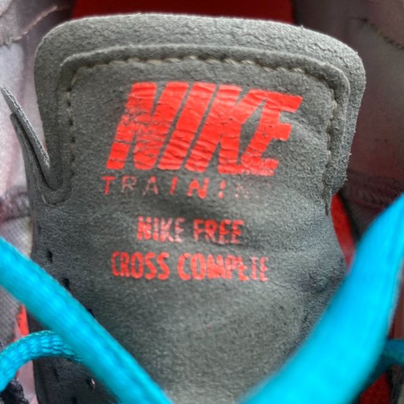 Nike Free Cross Complete Cross-Fit Training Sneakers - Picture 4 of 11